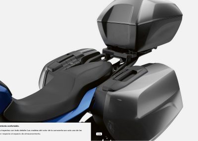 F-900-XR-_7-1-400×284